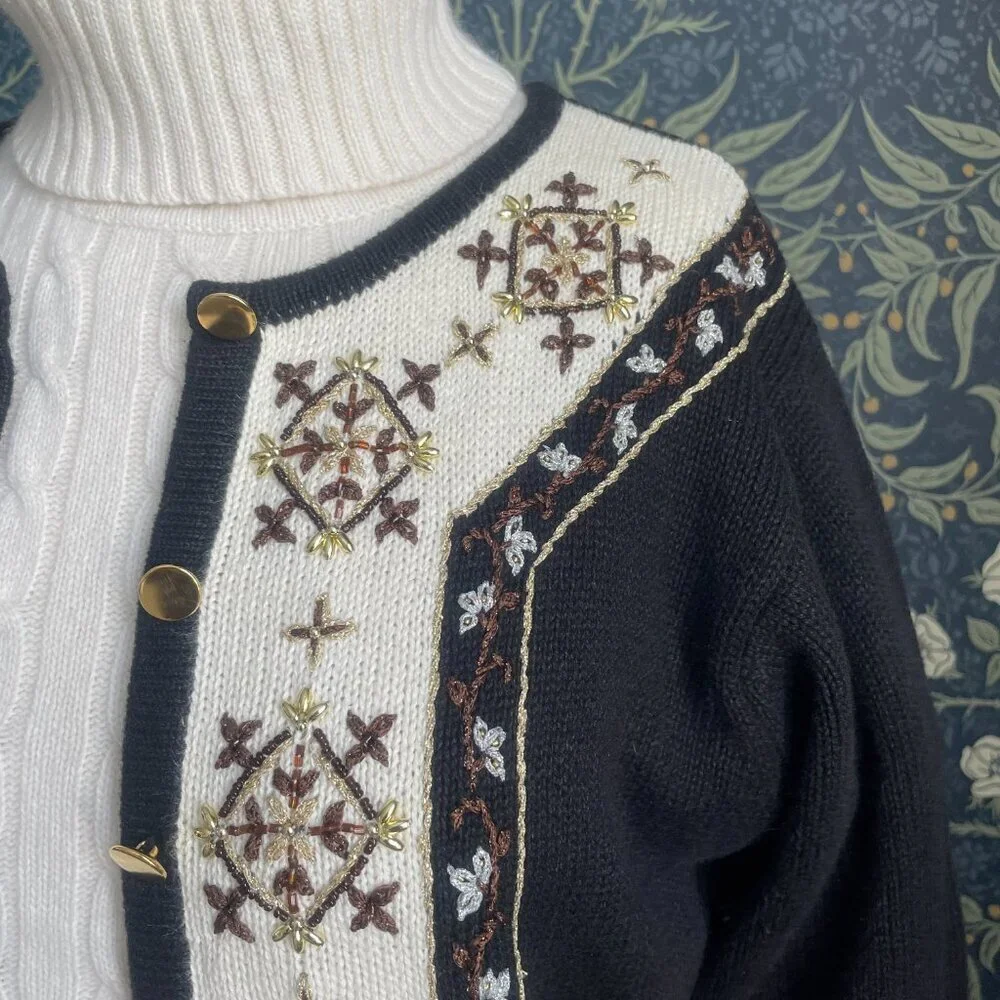 Vintage Grandma Chic Cardigan Black & White Beaded Cotton Ramie Button Up - Picture 3 of 9